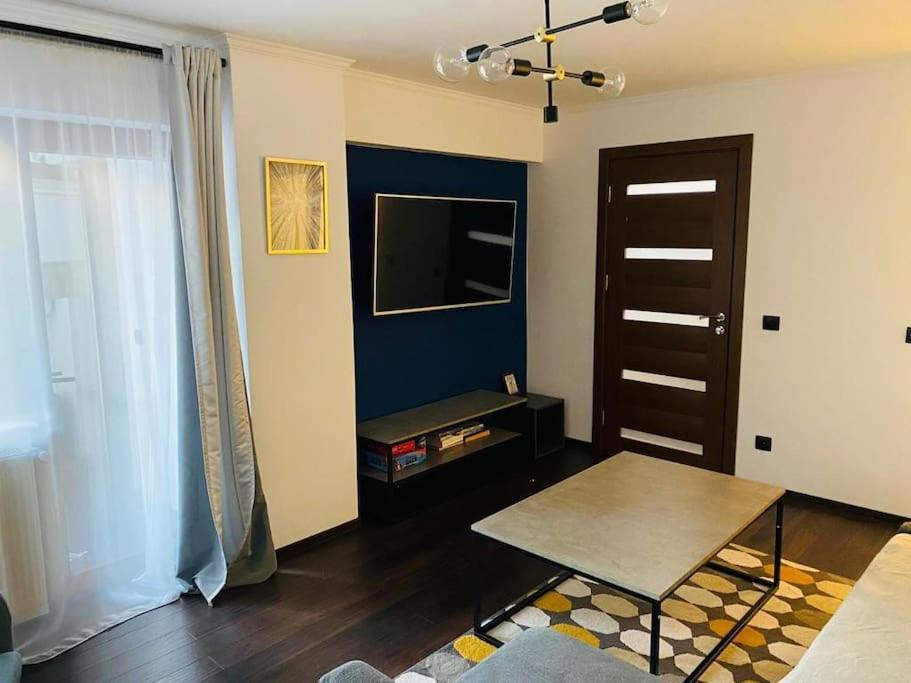 Aparthotel City Center Targu Ocna エクステリア 写真
